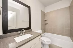 9448 Kerrwood Ln, Houston, TX 77080 - Photo 25