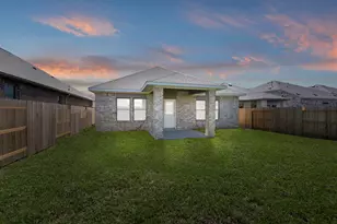 3631 Atlas Pt Ln, Angleton, TX 77515 - Photo 23