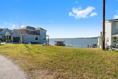 596 Dove Island, Livingston, TX 77351 - Photo 9