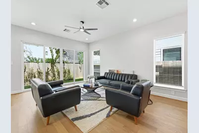 7208 Shadyvilla Lane, Houston, TX 77055 - Photo 7