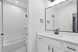7208 Shadyvilla Ln, Houston, TX 77055 - Photo 17
