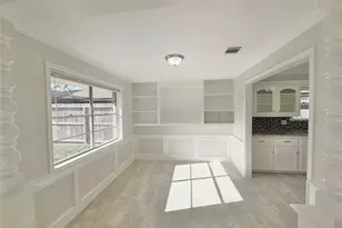 1019 Castolan Dr, Houston, TX 77038 - Photo 9