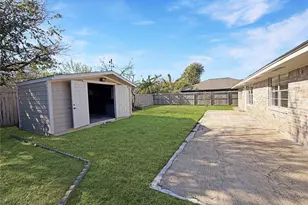 1019 Castolan Dr, Houston, TX 77038 - Photo 41