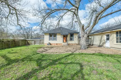 400 N Chappell Hill Street, Brenham, TX 77833 - Photo 5