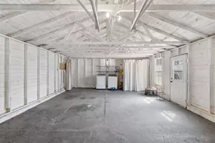 400 N Chappell Hill St, Brenham, TX 77833 - Photo 9