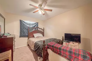 944 Dewalt St, Houston, TX 77088 - Photo 15