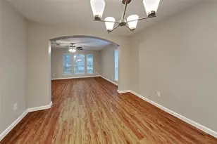 1427 Redwood Village Cir, Spring, TX 77386 - Photo 9