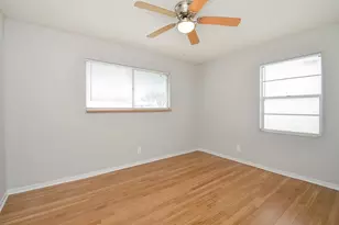 6322 Clemson St, Houston, TX 77092 - Photo 15