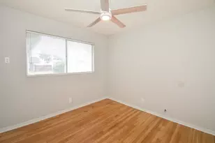 6322 Clemson St, Houston, TX 77092 - Photo 17