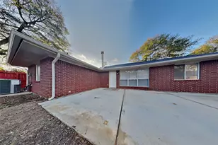 2203 Longleaf Pines Dr, Houston, TX 77339 - Photo 17