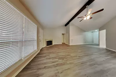 2203 Longleaf Pines Drive, Houston, TX 77339 - Photo 5