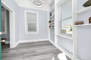 1805 39th St, Galveston, TX 77550 - Photo 33