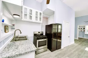 1805 39th St, Galveston, TX 77550 - Photo 23