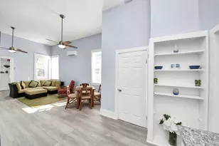 1805 39th St, Galveston, TX 77550 - Photo 13