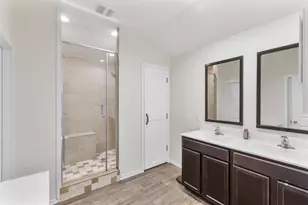 7906 Tamarind Ln, Baytown, TX 77521 - Photo 25