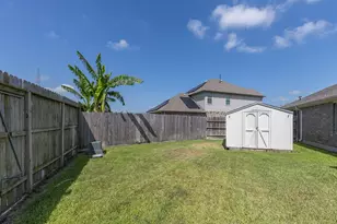 7906 Tamarind Ln, Baytown, TX 77521 - Photo 41