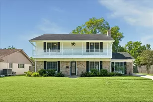 426 Pebblebrook Dr, Seabrook, TX 77586 - Photo 3