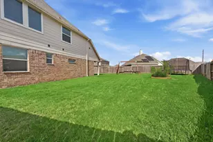 215 San Gabriel, Baytown, TX 77523 - Photo 21