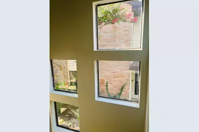 2668 Bering Drive #2668, Houston, TX 77057 - Photo 9