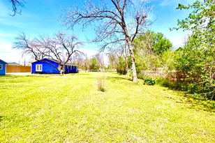 2022 Ladin Dr, Houston, TX 77039 - Photo 9