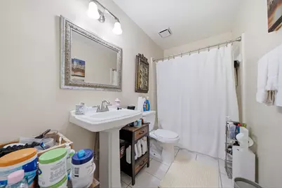 6438 Chatham Island Lane, Houston, TX 77035 - Photo 19