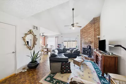 6438 Chatham Island Lane, Houston, TX 77035 - Photo 3