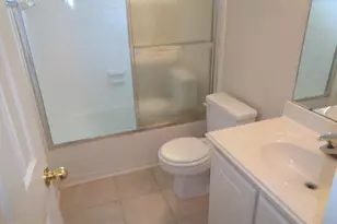 10326 Thornmont Ln, Houston, TX 77070 - Photo 15