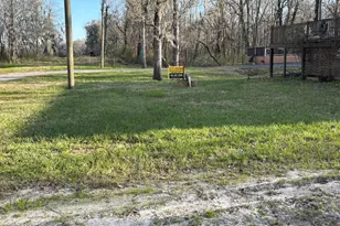 114 Sean Ct, Cleveland, TX 77327 - Photo 5