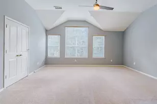 22 E New Avery Pl, The Woodlands, TX 77382 - Photo 41