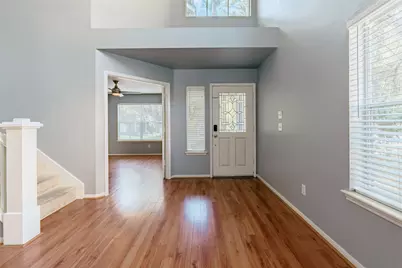 22 E New Avery Place, The Woodlands, TX 77382 - Photo 9