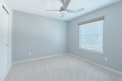 22 E New Avery Place, The Woodlands, TX 77382 - Photo 33