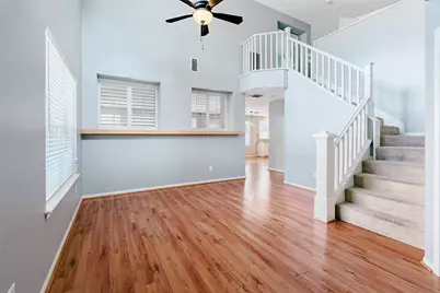 22 E New Avery Place, The Woodlands, TX 77382 - Photo 7