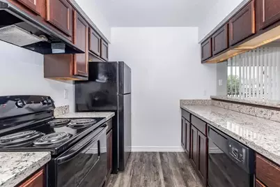 4400 Memorial Drive #41-1266, Houston, TX 77007 - Photo 7