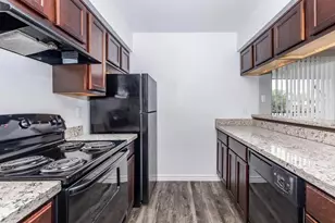 4400 Memorial Dr, Houston, TX 77007 - Photo 7