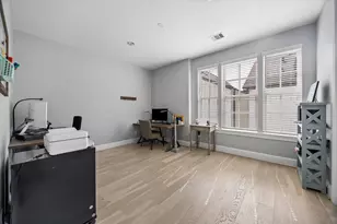 3312 W 12th St, Houston, TX 77008 - Photo 19