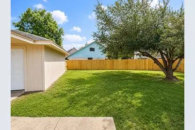 15950 Chimney Rock Road, Missouri City, TX 77489 - Photo 9