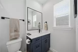 817 Thornton Rd, Houston, TX 77018 - Photo 5