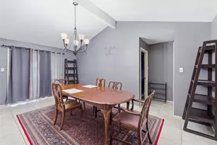 5915 Black Maple Ln, Houston, TX 77088 - Photo 7