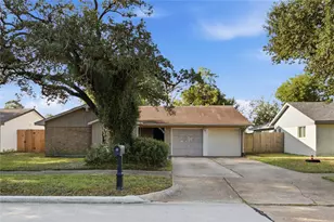 5915 Black Maple Ln, Houston, TX 77088 - Photo 23