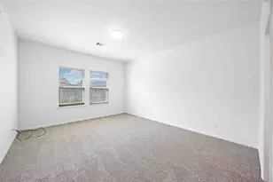 221 Shoshone Ridge Dr, La Marque, TX 77568 - Photo 13