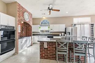 8011 Oceanside Dr, Houston, TX 77095 - Photo 11