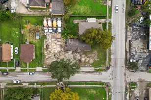 2502 Bringhurst St, Houston, TX 77026 - Photo 5