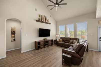 341 Burgundy Drive, Alvin, TX 77511 - Photo 11
