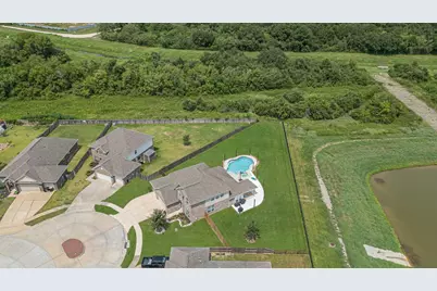 341 Burgundy Drive, Alvin, TX 77511 - Photo 39