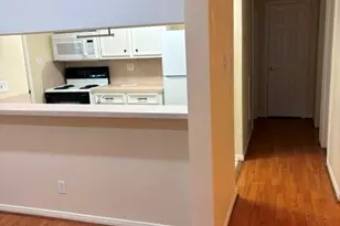 8029 Lawrence St, Hitchcock, TX 77563 - Photo 5