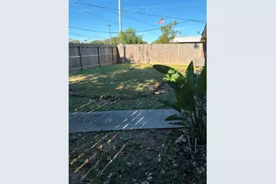 8029 Lawrence Street, Hitchcock, TX 77563 - Photo 15