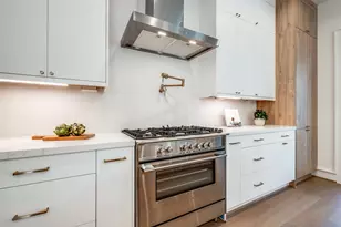 407 E 27th St, Houston, TX 77008 - Photo 21