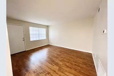 2400 5th Street #21, Bay City, TX 77414 - Photo 3