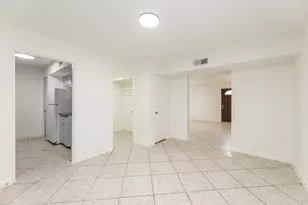 4276 Belle Park Dr, Houston, TX 77072 - Photo 9