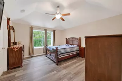 4210 W Meadows Drive, Sugar Land, TX 77479 - Photo 37